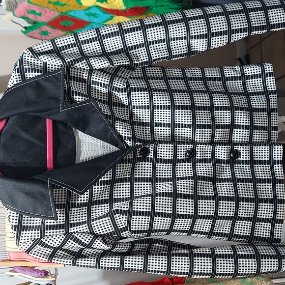 🟢 Black and white polyester jacket - Picture 1 of 6